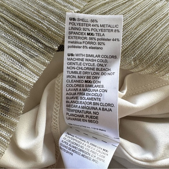 NWT White House Black Market Crinkle Top Ecru/Gold/Silver Balloon Long Sleeve L - Picture 10 of 11